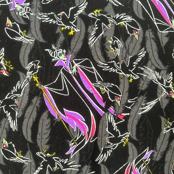 Lularoe Disney Maleficent Shirt Halloween Witch Size XS - Picture 6 of 13